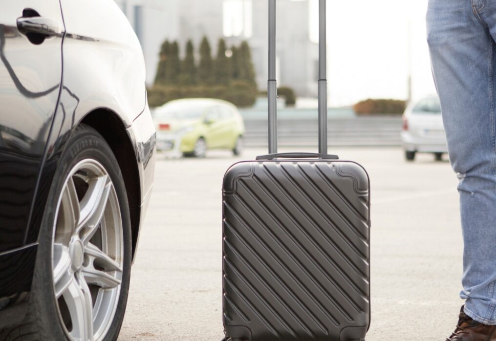 Booking Tips for Short-Notice Stays and Car Rentals